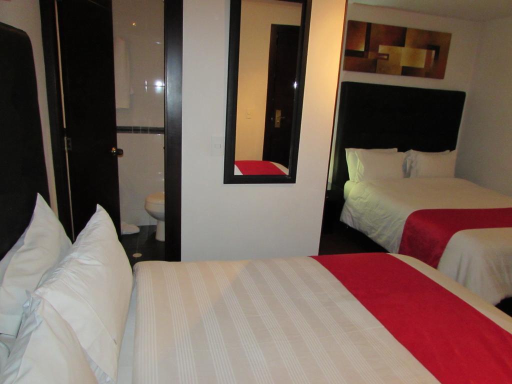Hotel Emporium Bogota Bagian luar foto