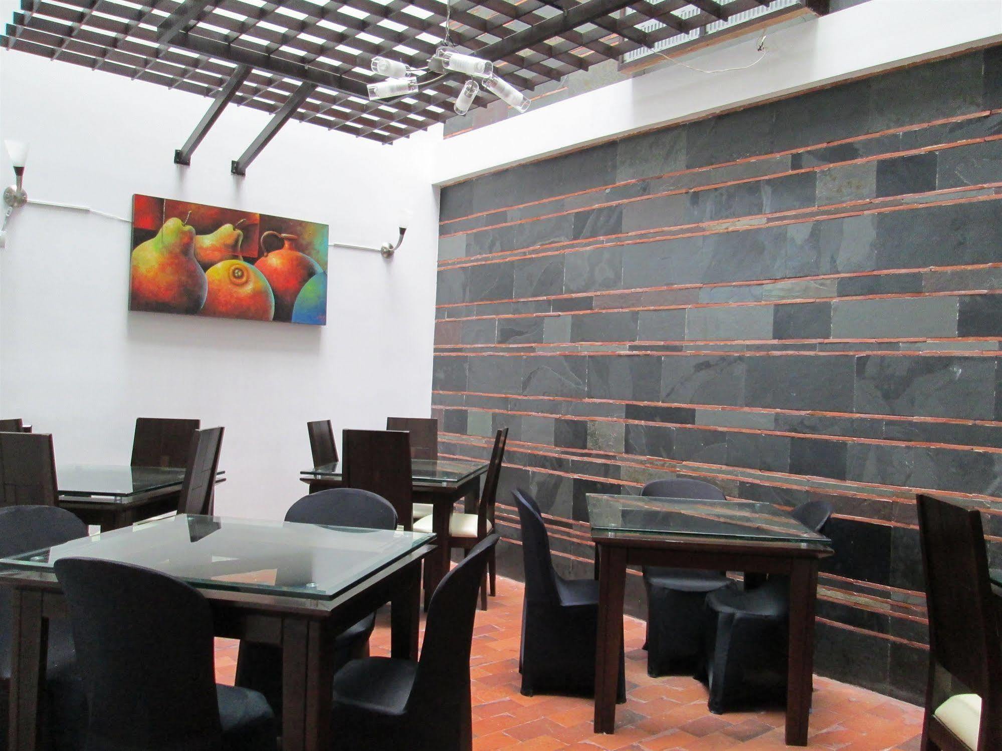 Hotel Emporium Bogota Bagian luar foto